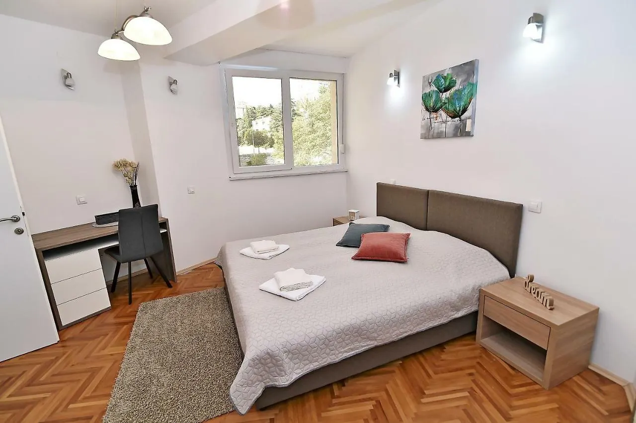 Fran Green & Blue Apartment Rijeka