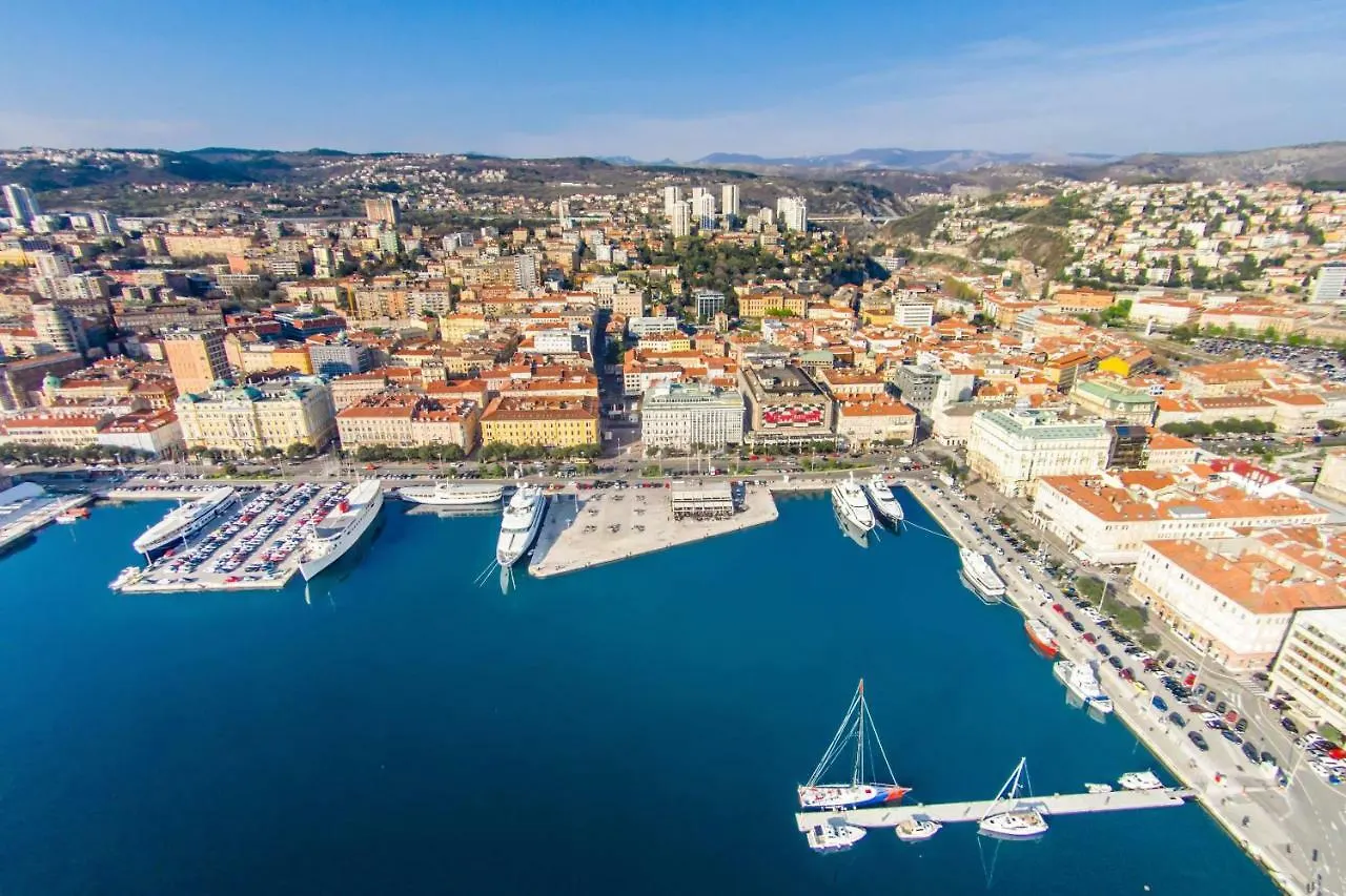 Fran Green & Blue Apartment Rijeka