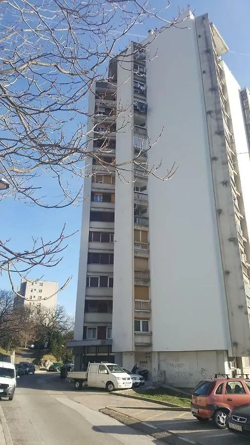 Fran Green & Blue Apartment Rijeka 0*,